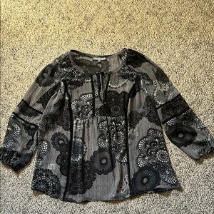 Danielrainn Elegant Black and Gray Women's Top.